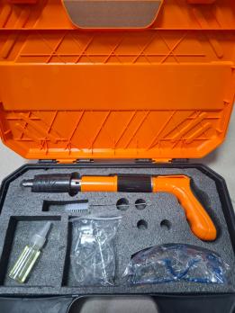 Монтажный пистолет 3000 выстрелов 