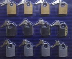 Навесной замок 30мм Binary 